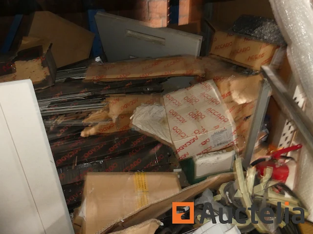 Pvc chassis hardware (grote hoeveelheid) - afbeelding 20 van  27
