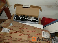 Pvc chassis hardware (grote hoeveelheid) - afbeelding 25 van  27