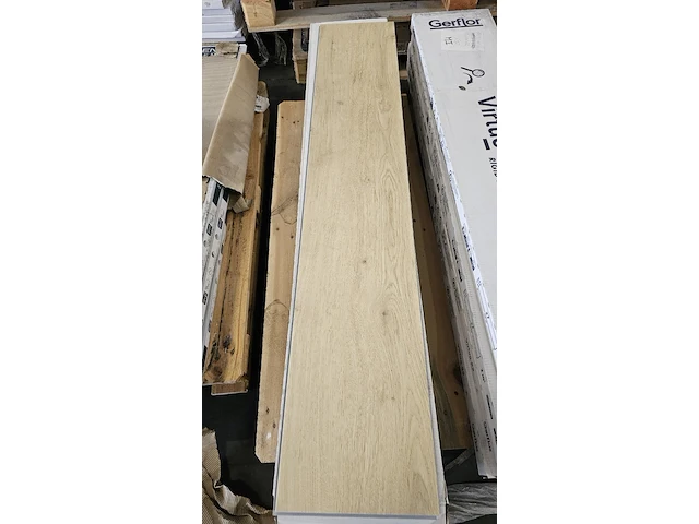 Pvc click geïntegreerd ondervloer 10m² - afbeelding 1 van  4
