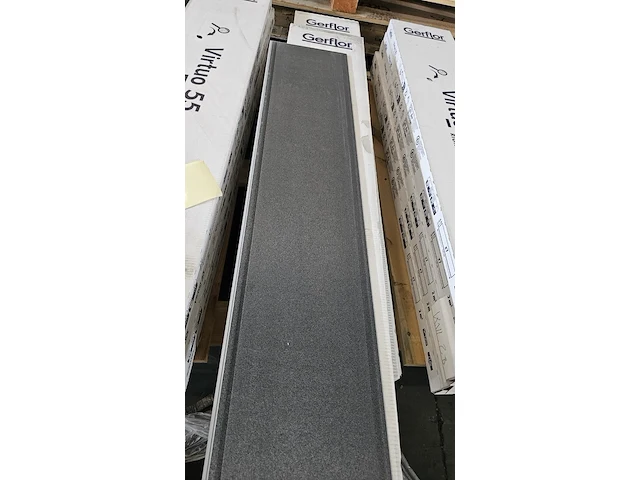 Pvc click geïntegreerd ondervloer 10m² - afbeelding 4 van  5