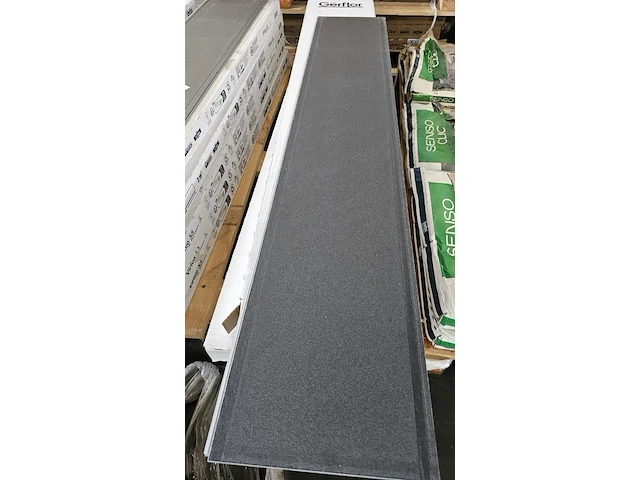 Pvc click geïntegreerd ondervloer 10m² - afbeelding 4 van  4