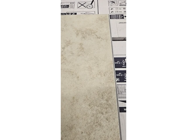 Pvc click vinyl 5,7mm lot 28m² geïntegreerde ondervloer - afbeelding 2 van  4