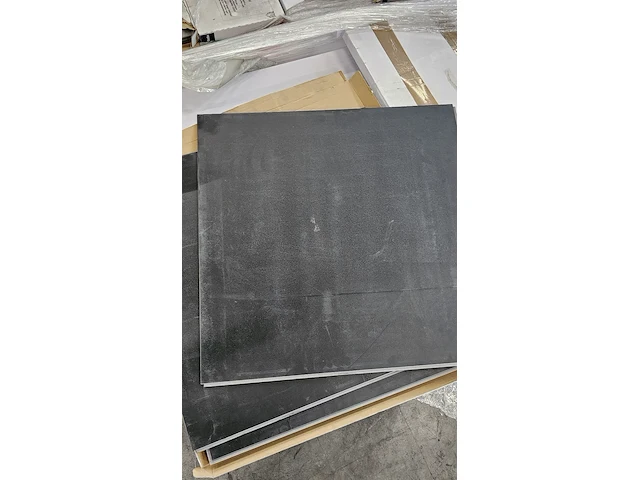 Pvc click vinyl 6mm lot 30m² geïntegreerde ondervloer - afbeelding 3 van  4