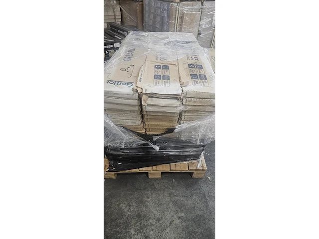 Pvc click vinyl 77m² - afbeelding 4 van  5
