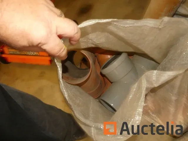 Pvc ellebogen - afbeelding 2 van  6