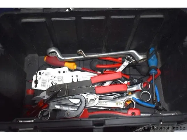 Pvc gereedschapskoffer keter inh klein lot handgereedschappen - afbeelding 2 van  3