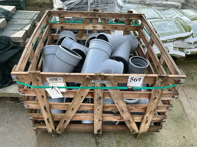 Pvc hulpstukken - afbeelding 1 van  4