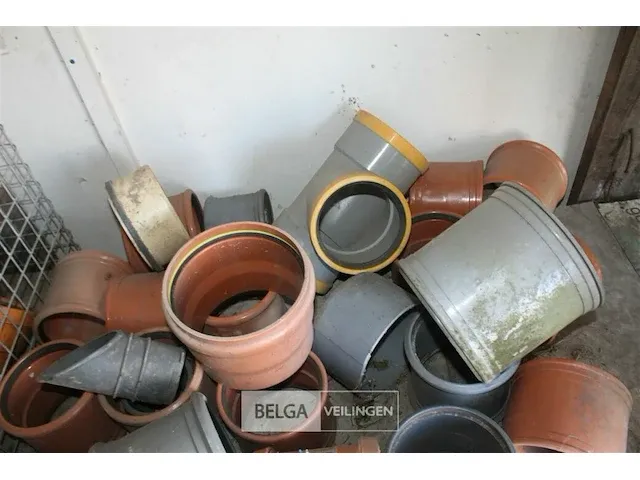 Pvc hulpstukken - afbeelding 1 van  4