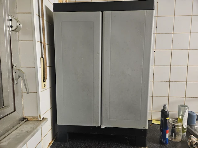 Pvc kastje - afbeelding 1 van  2