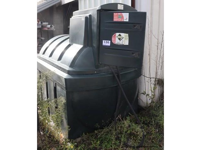 Pvc mazouttank vv verdeelstation gespasa - afbeelding 1 van  3