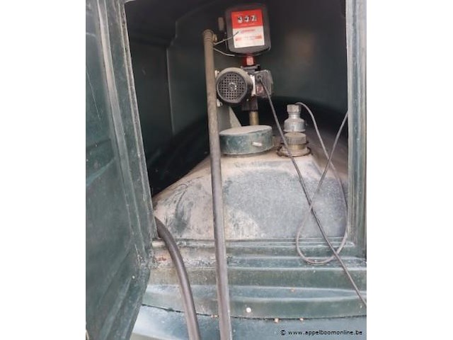 Pvc mazouttank vv verdeelstation gespasa - afbeelding 3 van  3