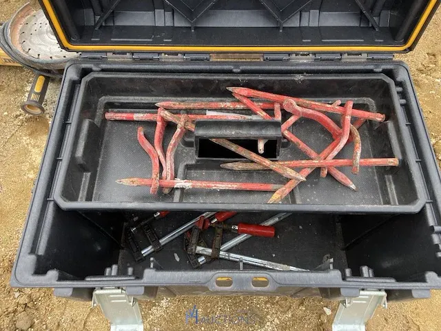 Pvc opbergkoffer dewalt - afbeelding 3 van  4