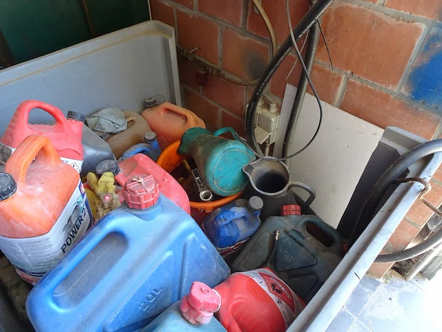 Pvc palletbox + inhoud - afbeelding 3 van  3
