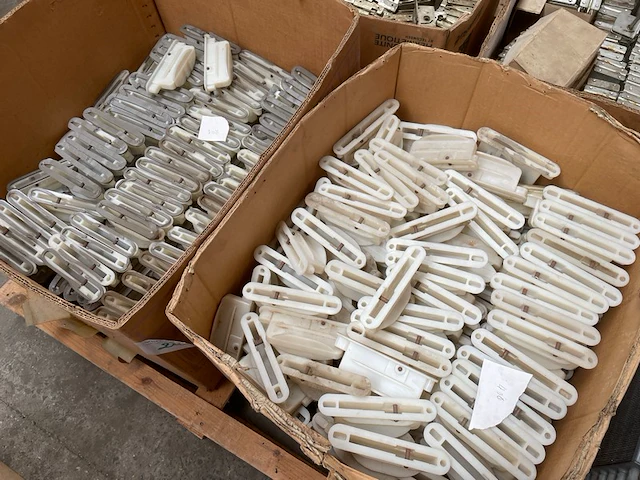 Pvc paneelsluitingen - afbeelding 1 van  4