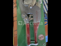 Pvc pijpenknipper - afbeelding 2 van  4