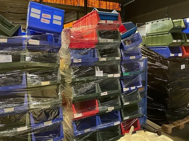 Pvc sorteercurvers - afbeelding 1 van  3