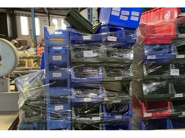 Pvc sorteercurvers - afbeelding 3 van  4