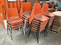 Pvc stoelen (29x) - afbeelding 1 van  3