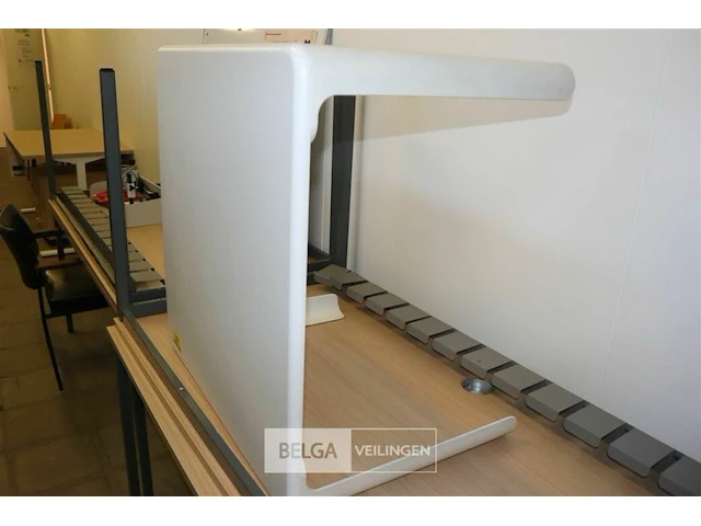 Pvc tafeltje - afbeelding 2 van  3