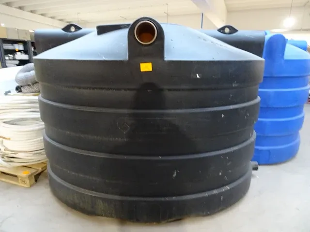 Pvc watertank - afbeelding 1 van  3