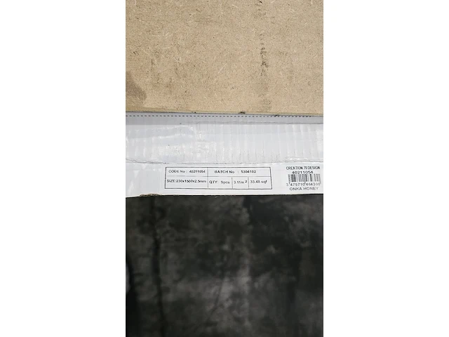 Pvc zelf te verlijmen 2,5mm lot 46,5m² - afbeelding 1 van  3