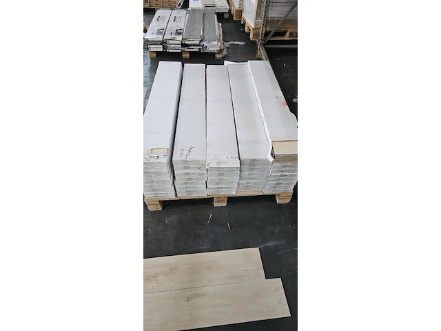 Pvc zelf te verlijmen lot 109m² - afbeelding 3 van  4