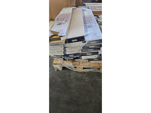 Pvc zelfklevend 77 m² - afbeelding 5 van  6