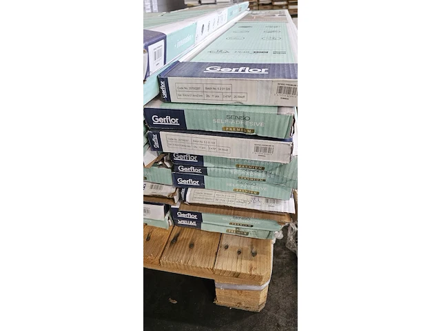 Pvc zelfklevend 88 m² - afbeelding 5 van  5