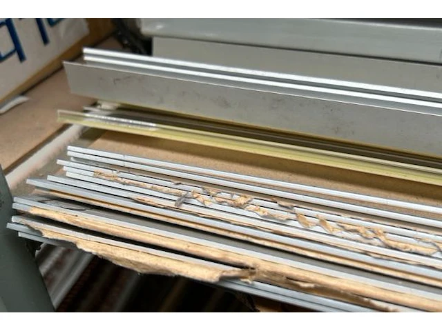 Pvc/alu profielen - afbeelding 3 van  7