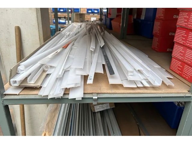 Pvc/alu profielen - afbeelding 6 van  7
