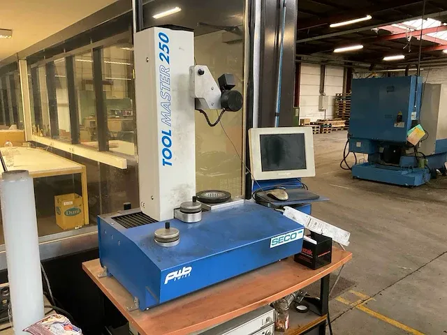 Pwb swiss tool master 250 tcam2 voorinstelapparaat - afbeelding 1 van  12