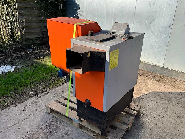 Pwtk verwarmingsinstallatie houtpellets 18kw - afbeelding 14 van  19