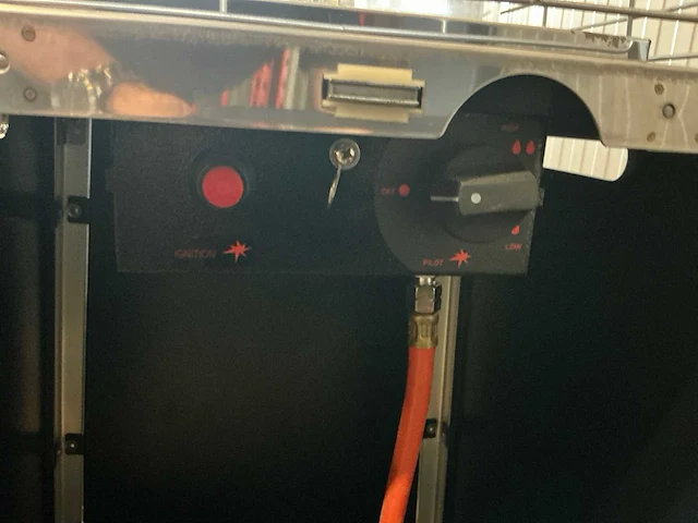 Pyramide heater - afbeelding 5 van  7
