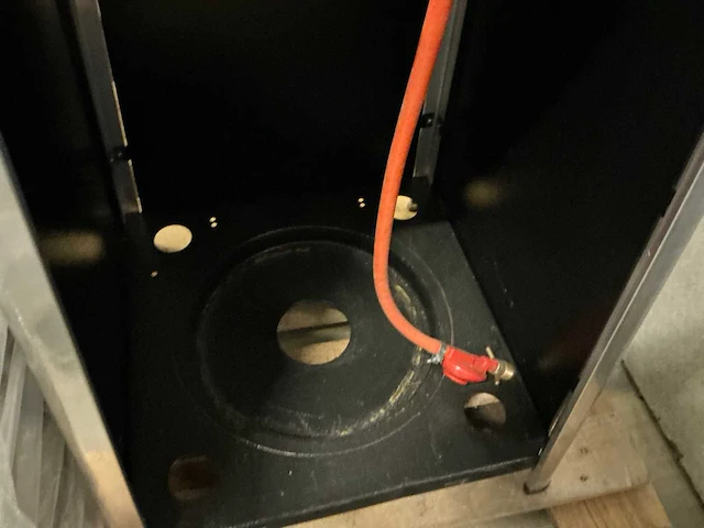 Pyramide heater - afbeelding 6 van  7