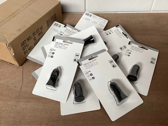 Q-link 12 volt telefoonoplader (24x) - afbeelding 1 van  3