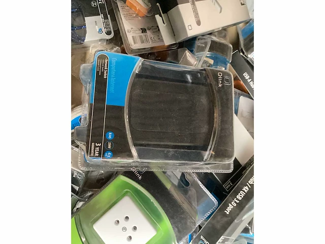 Q-link mix pallet computeraccessoires, kabels etc - afbeelding 3 van  6