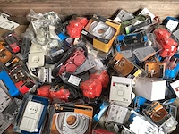 Q-link mix pallet elektra, kabels en connectors - afbeelding 1 van  6
