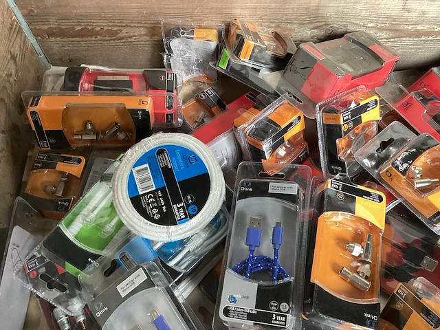 Q-link mix pallet kabels en connectors - afbeelding 2 van  5