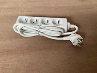 Q-link stekkerdoos 4 voudig, penaarde (23x) - afbeelding 1 van  5