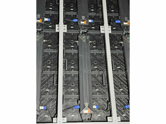 Q-lite videowall tci 800.1440.3,1 smd - afbeelding 15 van  35