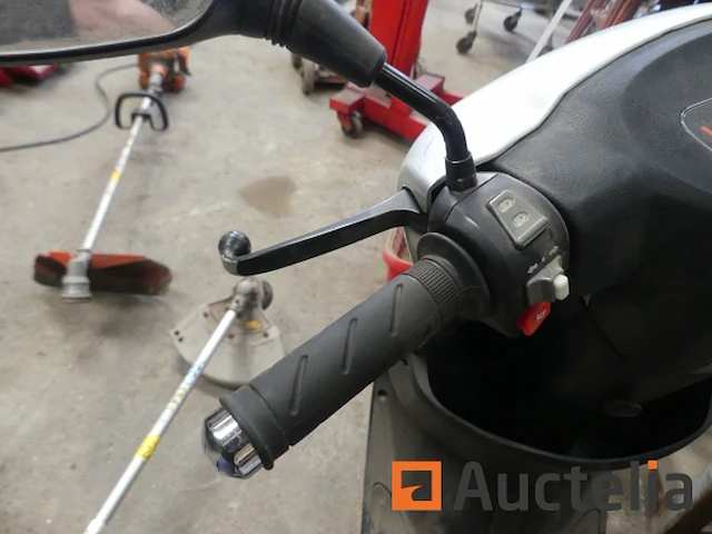 Qingqi qm50qt-6 scooter (2005-2.055 km) - afbeelding 4 van  12