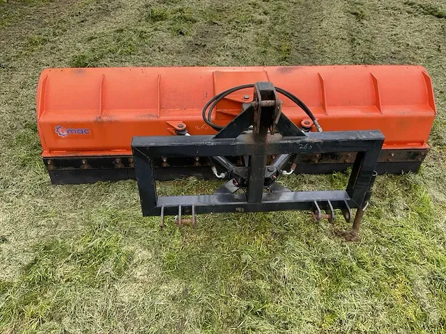 Qmac sneeuwschuiver - afbeelding 5 van  8