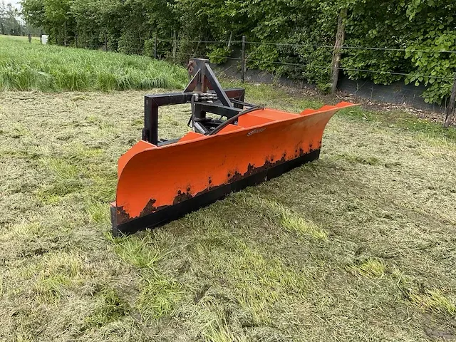 Qmac sneeuwschuiver - afbeelding 7 van  8