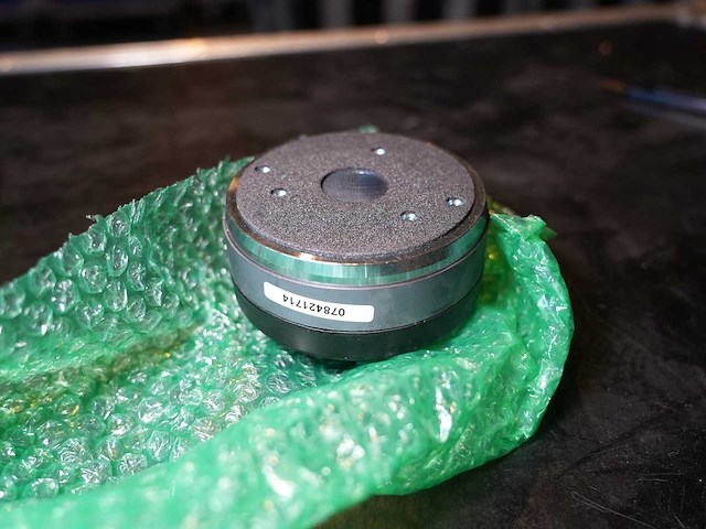 Qsc - compression driver b&c de-200, 8 ohm (set of 2 pcs) - afbeelding 2 van  2