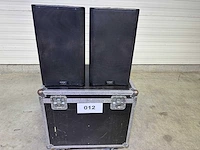 Qsc - k12.2 - luidspreker in case + raincover (2x) - afbeelding 1 van  3