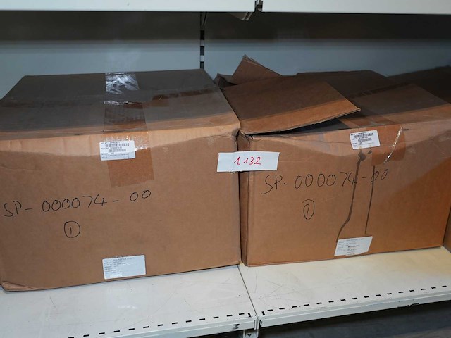 Qsc - sp-000074-00 - 15" woofer (b&c 15tbx100, 8 o) for ms-s215 / ms-l115 – sp-000074-00 (set of 2 pc) (2x) - afbeelding 1 van  2