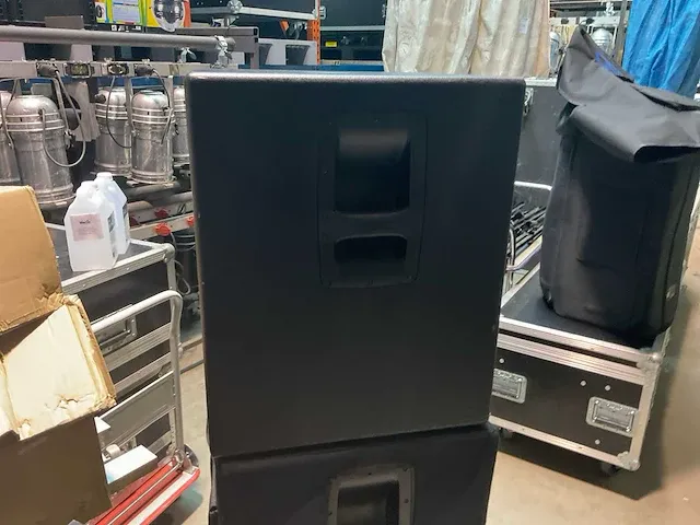 Qsc hpr151i active speaker - afbeelding 3 van  6