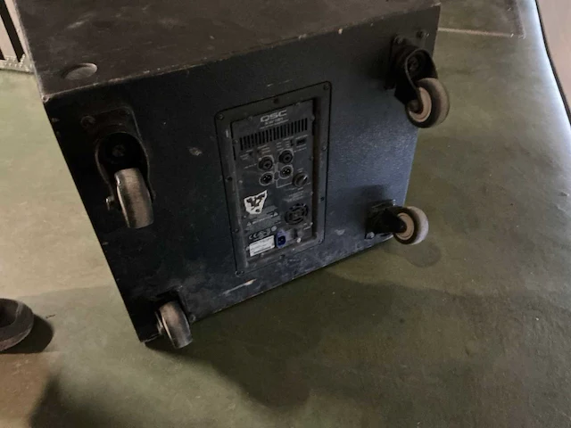Qsc kw181 subwoofer - afbeelding 5 van  7