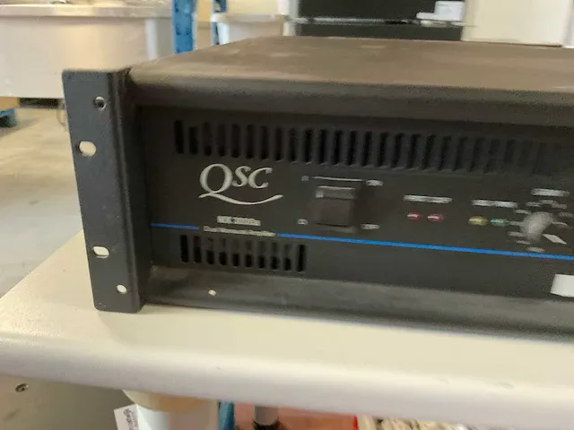 Qsc mx 3000a versterker - afbeelding 3 van  6