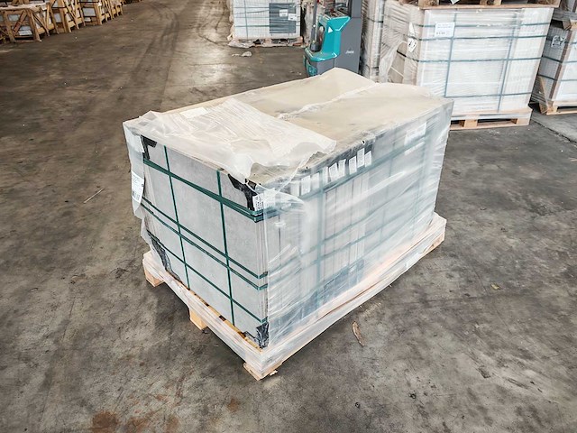 Qua granite ark antraciet outdoor tegel 60x60x2 cm 46,08 m² - afbeelding 6 van  6